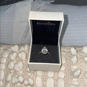 Pandora sparkling teardrop halo ring